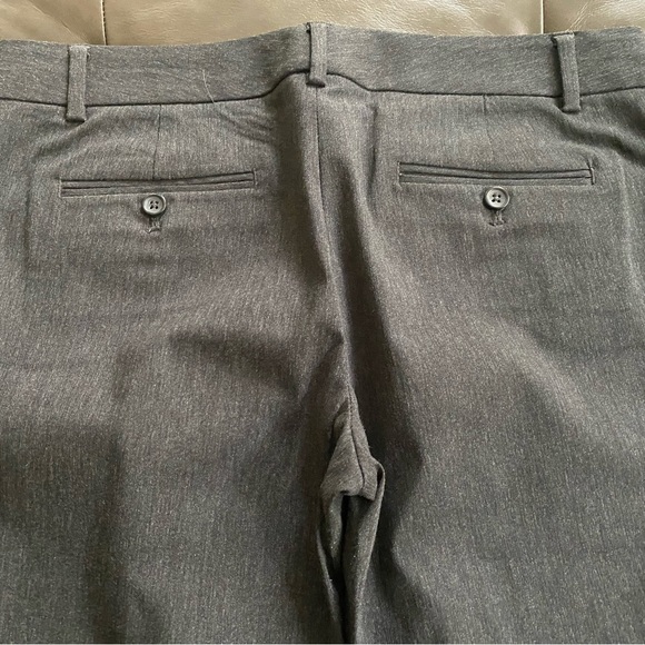 Express Women’s dress pant - Picture 4 of 4